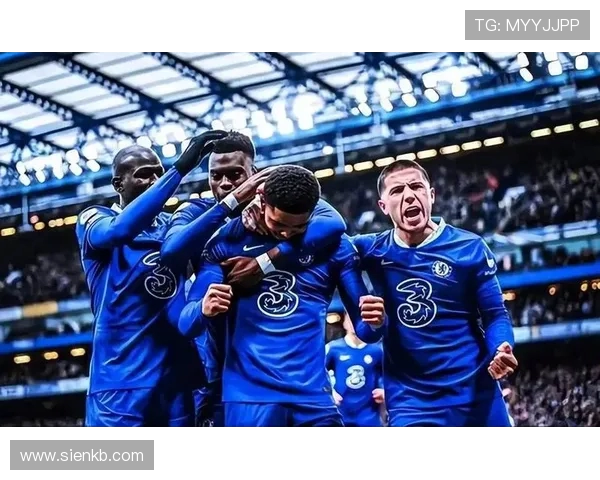 跟队视角解析埃梅里神奇换人下半场发力逆转切尔西解决问题的战术智慧